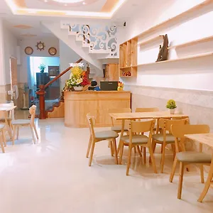 https://tomorrow-hostel.hotelsvungtau.com